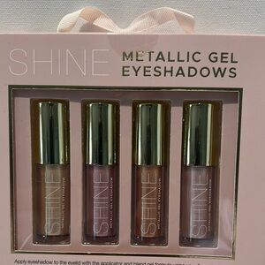 SHINE (4) Pack Metallic Gel Eyeshadows for rich, bold, all day wear.